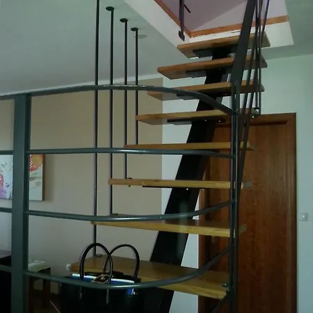 Latica Apartment *